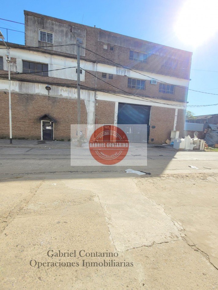 EXCELENTE DEPOSITO 1400 M2 - PQUE INDSUTRIAL AVELLANEDA