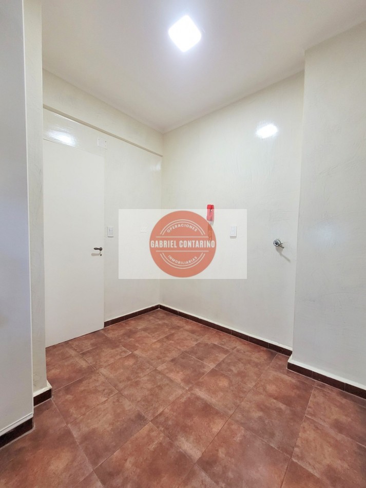 Excelente Departamento De 3 Ambientes (90 M2) Al Frente