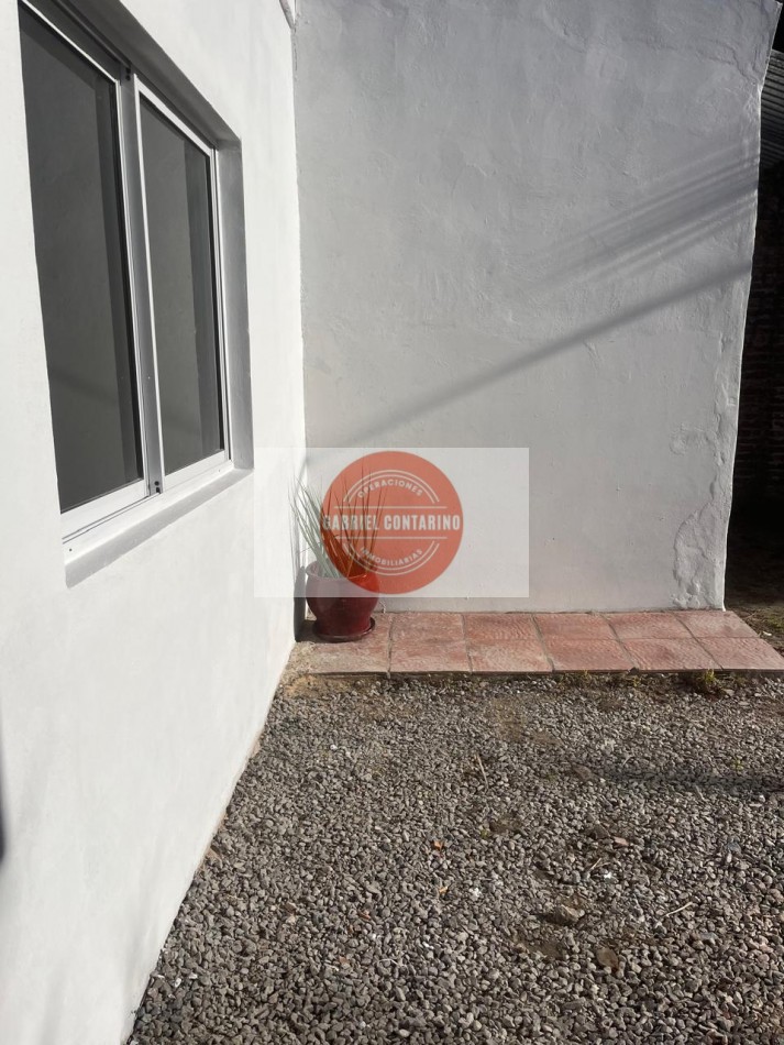 Depto. Tipo Casa 3 Amb Con Amplio Fondo - Refaccionado!!!