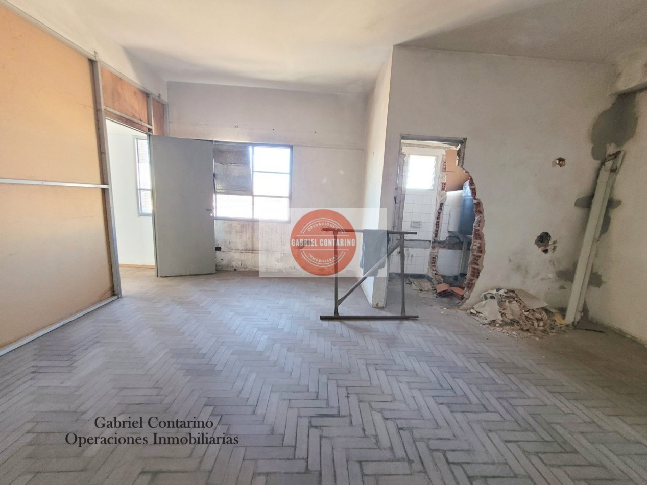 EXCELENTE DEPOSITO 1400 M2 - PQUE INDSUTRIAL AVELLANEDA