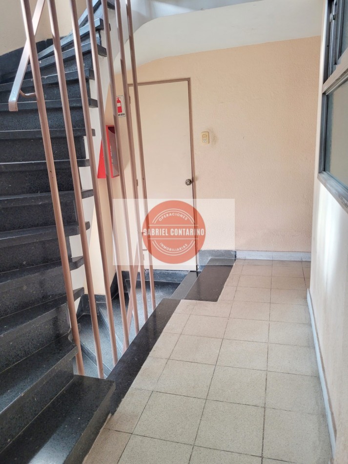 Departamento 3 Amb. con Balcon Al Frente - Opcion Cochera