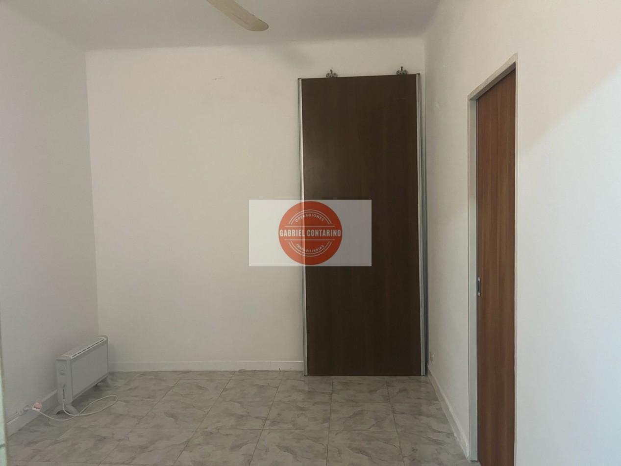 Depto. Tipo Casa 3 Amb Con Amplio Fondo - Refaccionado!!!