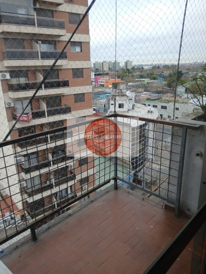 HERMOSO DEPTO 3 AMB CON BALCON AL FTE. - ZONA CENTRICA - APTO PROFESIONAL